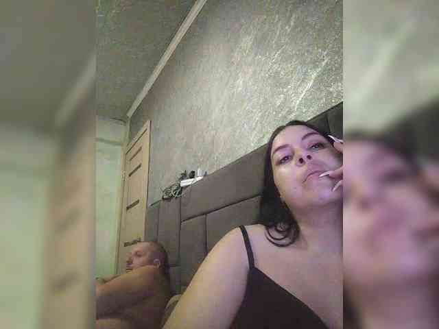 Cleopatra1990 webcam