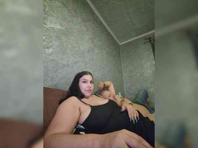 Cleopatra1990 webcam