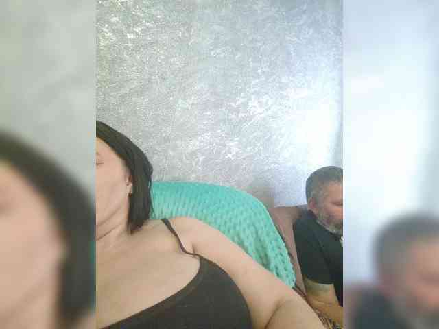 Cleopatra1990 webcam