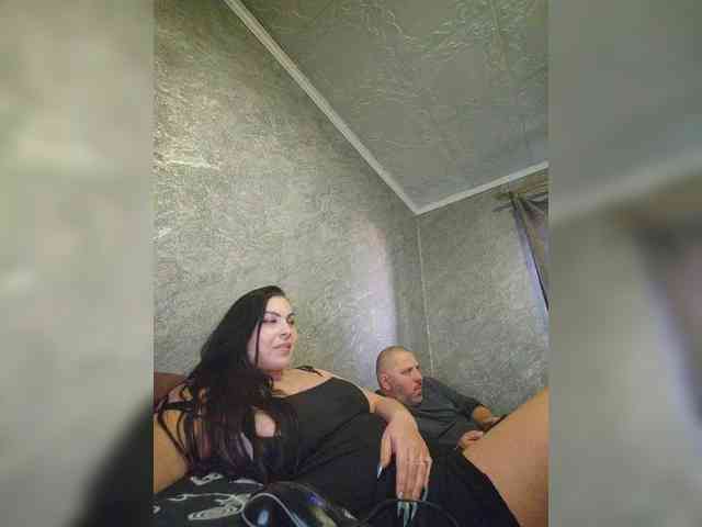 Cleopatra1990 webcam