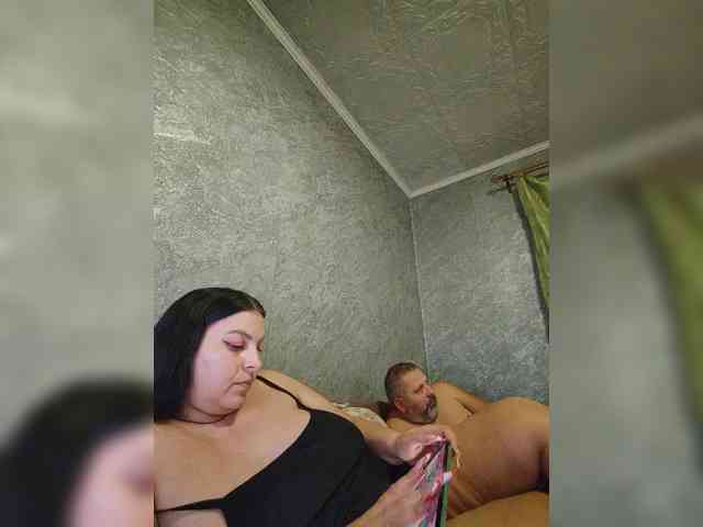 Cleopatra1990 webcam