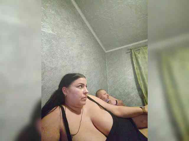 Cleopatra1990 webcam