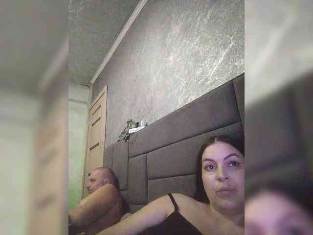 Cleopatra1990 webcam