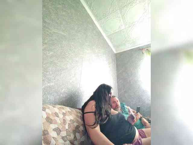 Cleopatra1990 webcam