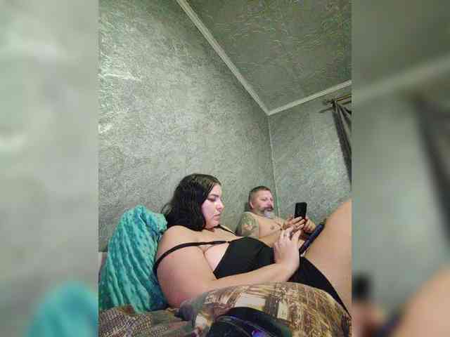 Cleopatra1990 webcam