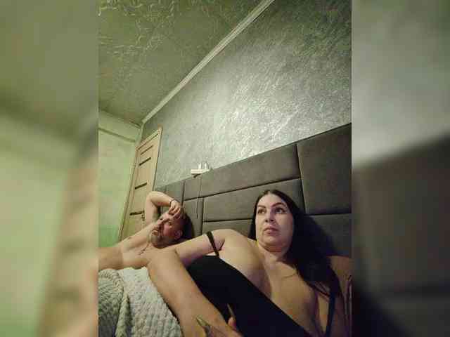 Cleopatra1990 webcam