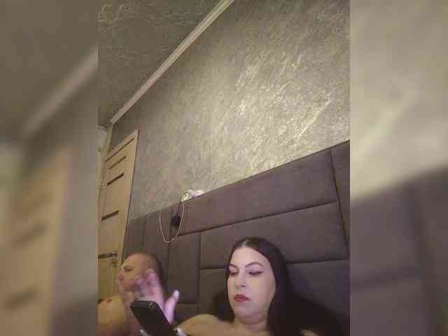 Cleopatra1990 webcam