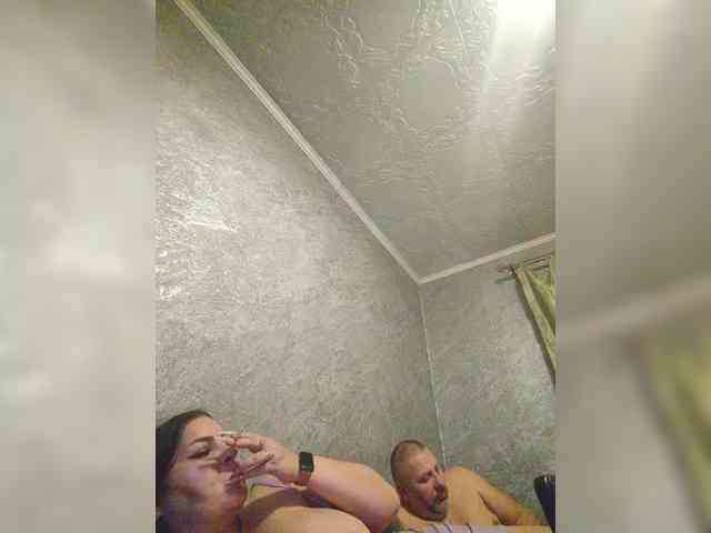 Cleopatra1990 webcam