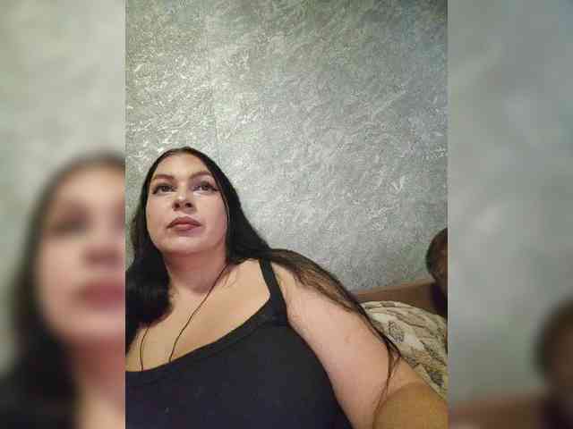 Cleopatra1990 webcam