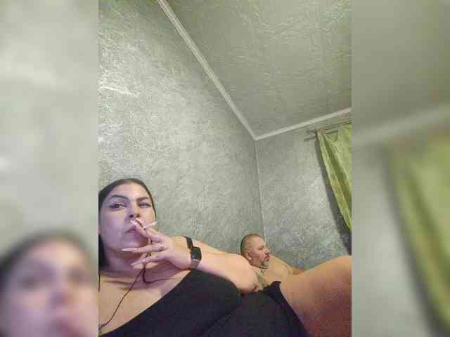 Cleopatra1990 webcam