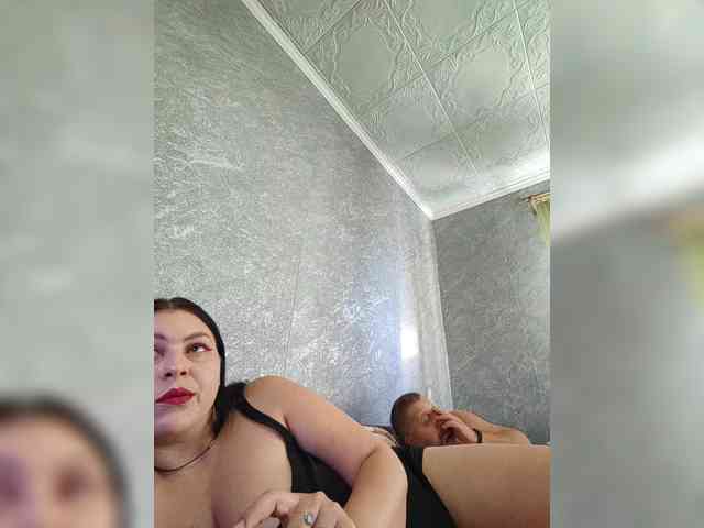 Cleopatra1990 webcam