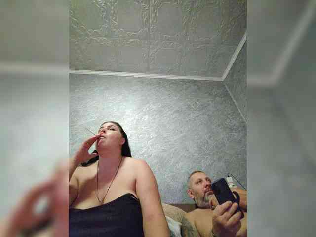 Cleopatra1990 webcam