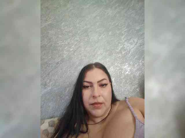 Cleopatra1990 webcam