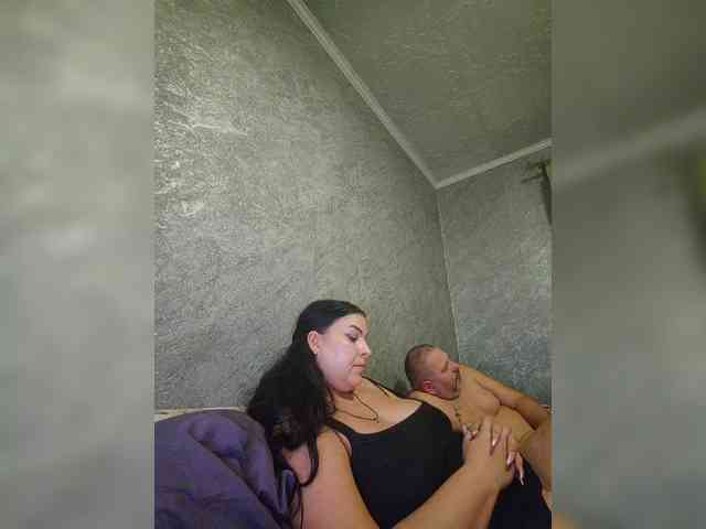 Cleopatra1990 webcam