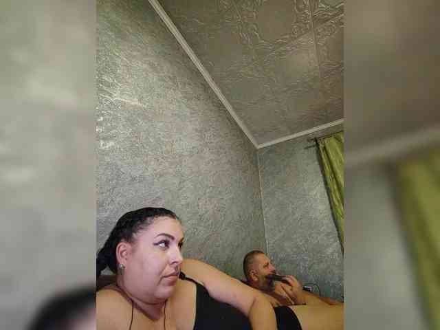 Cleopatra1990 webcam