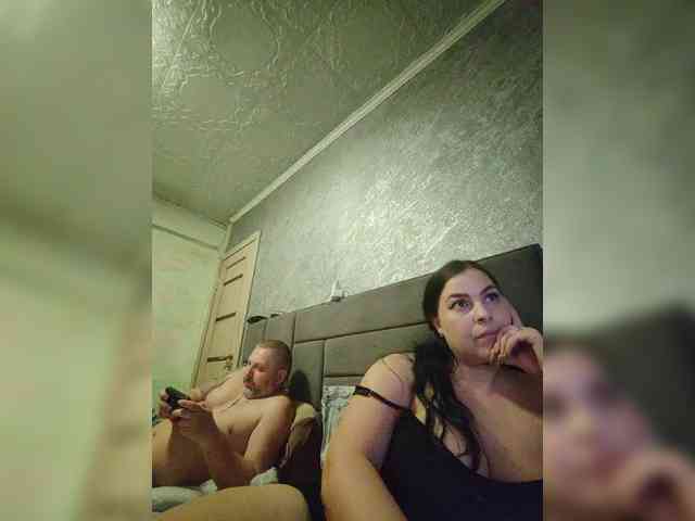 Cleopatra1990 webcam