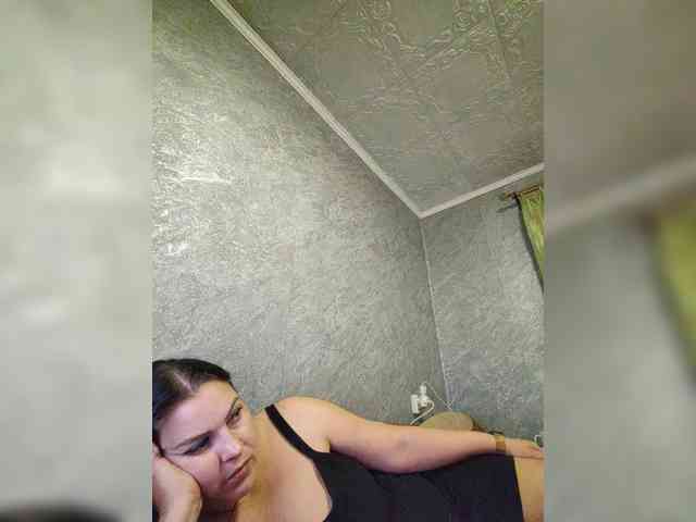 Cleopatra1990 webcam