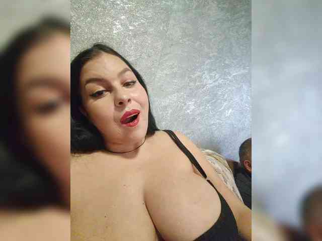 Cleopatra1990 webcam