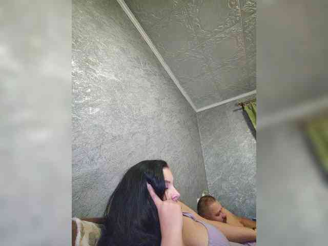 Cleopatra1990 webcam