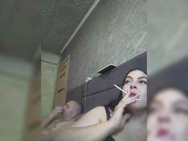 Cleopatra1990 webcam