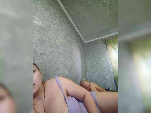 kissmabont Live Webcam on {site_name}