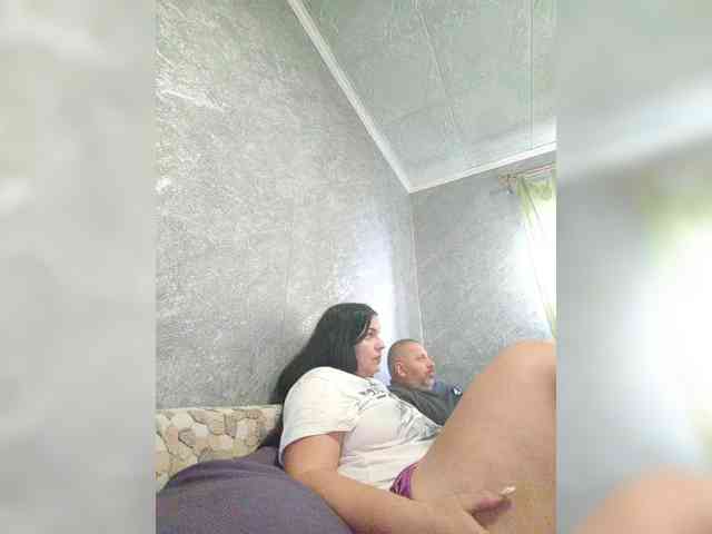 Cleopatra1990 webcam