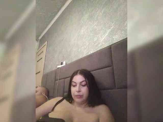 Cleopatra1990 webcam