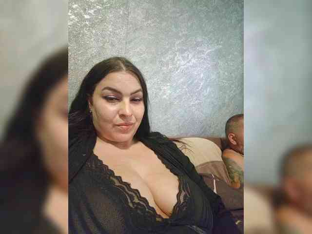 Cleopatra1990 webcam