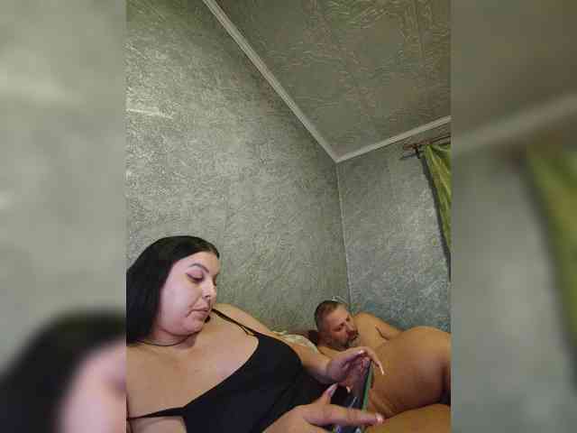 Cleopatra1990 webcam