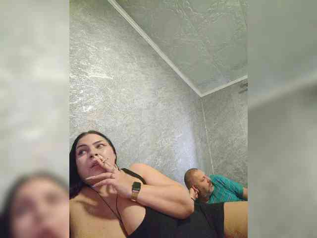 Cleopatra1990 webcam