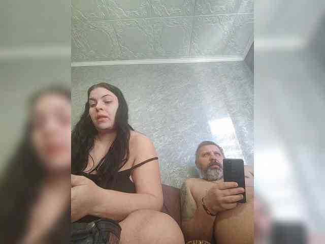 Cleopatra1990 webcam