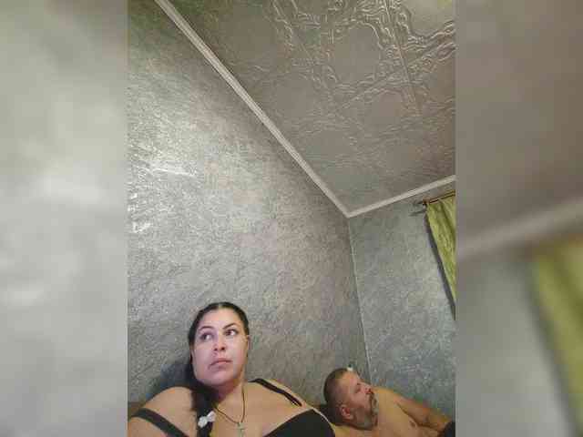 Cleopatra1990 webcam