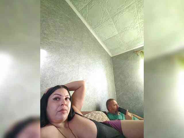 Cleopatra1990 webcam