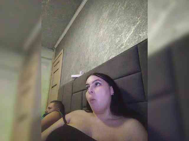 Cleopatra1990 webcam