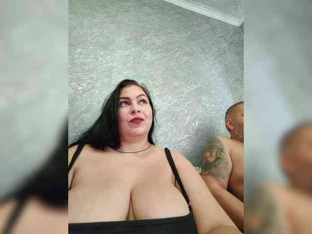 Cleopatra1990 webcam