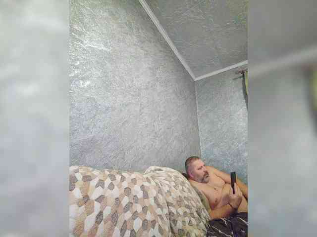 Cleopatra1990 webcam