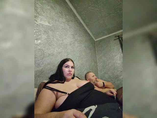 Cleopatra1990 webcam