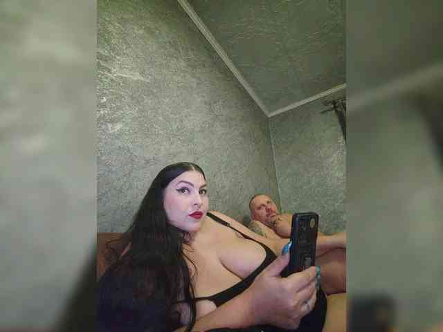 Cleopatra1990 webcam