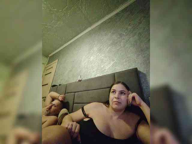 Cleopatra1990 webcam