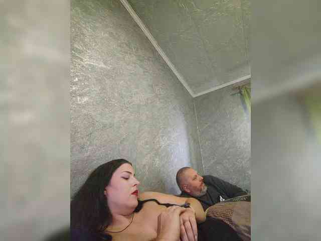 Cleopatra1990 webcam