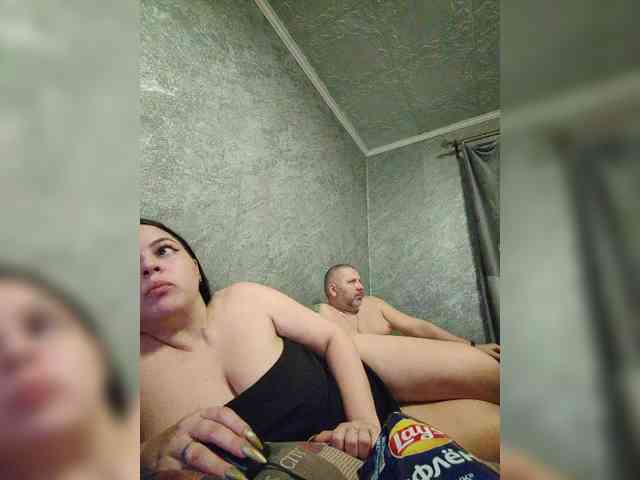 Cleopatra1990 webcam