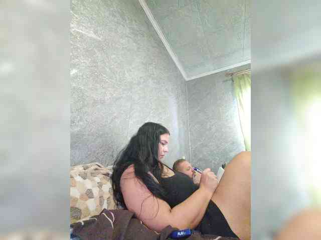 Cleopatra1990 webcam