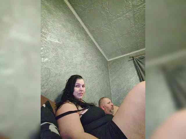 Cleopatra1990 webcam