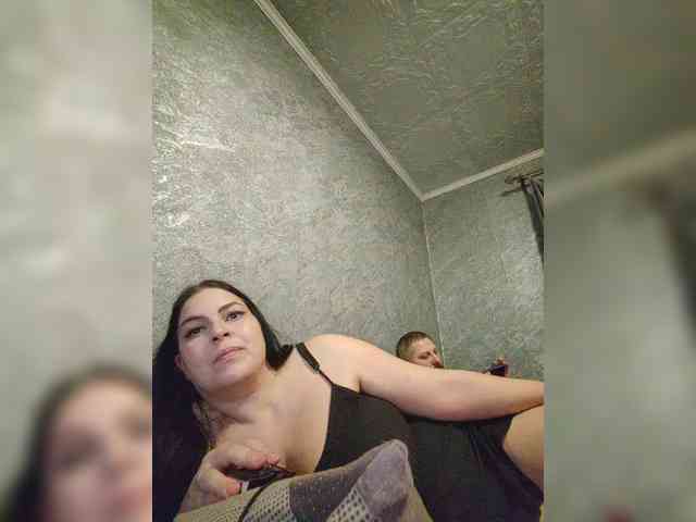 Cleopatra1990 webcam