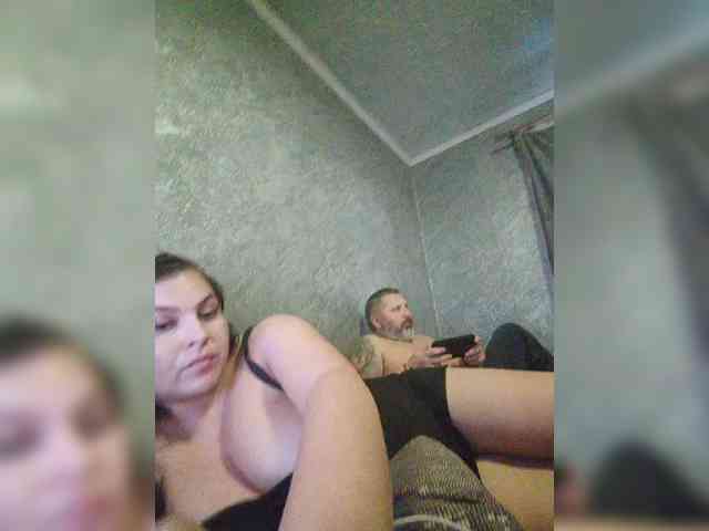 Cleopatra1990 webcam