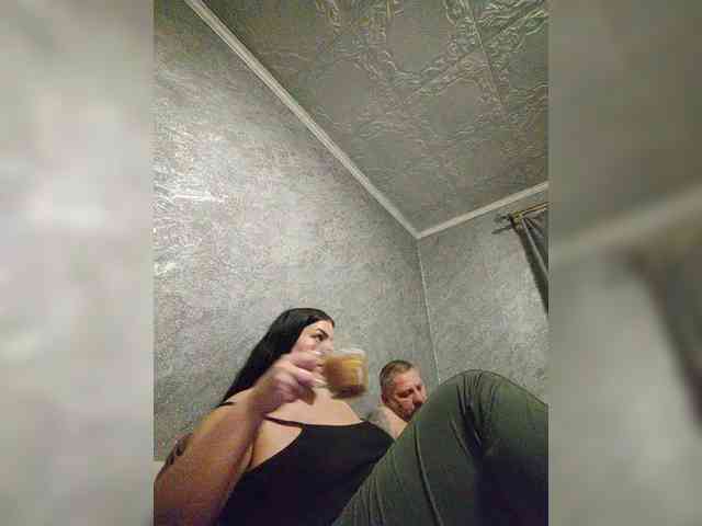 Cleopatra1990 webcam