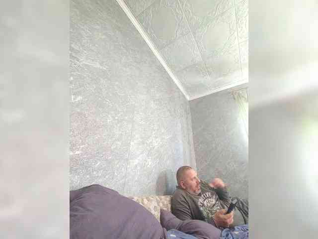 Cleopatra1990 webcam