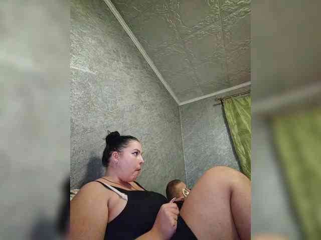 Cleopatra1990 webcam