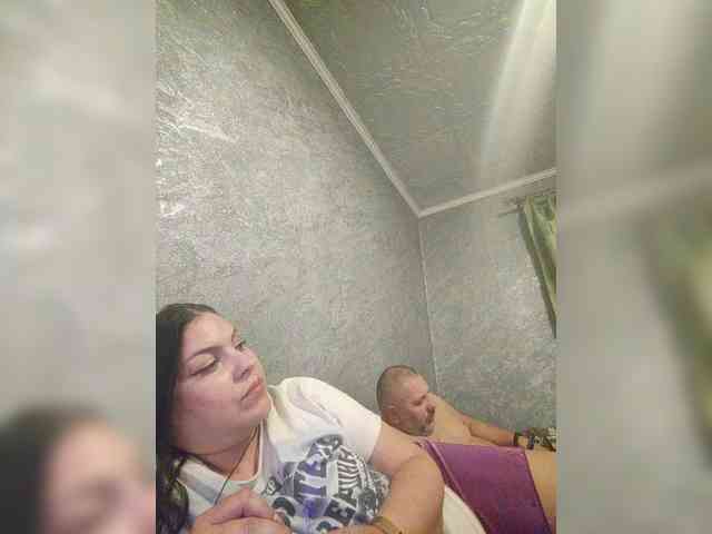 Cleopatra1990 webcam