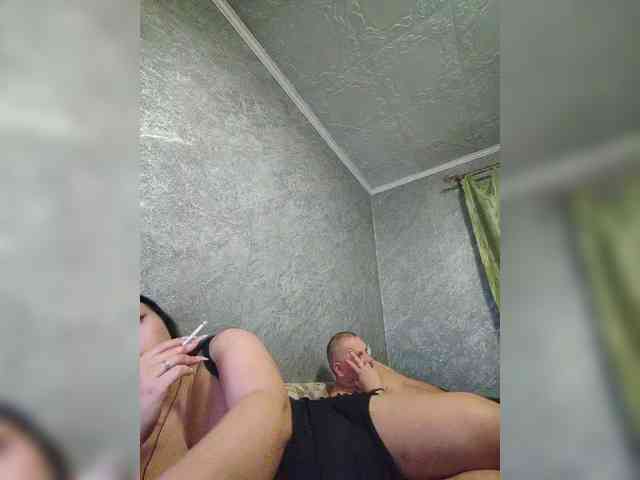 Cleopatra1990 webcam